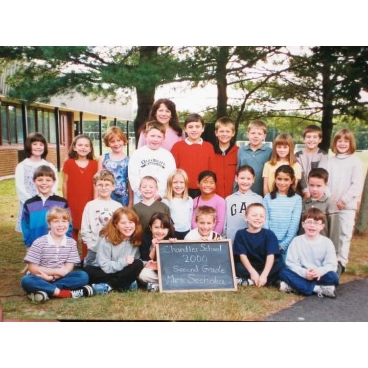 2nd Grade at Chandler Elementary, 2000

Can you find us??

HINT: Colman's the tubby and Jenna's wearing a helmet.