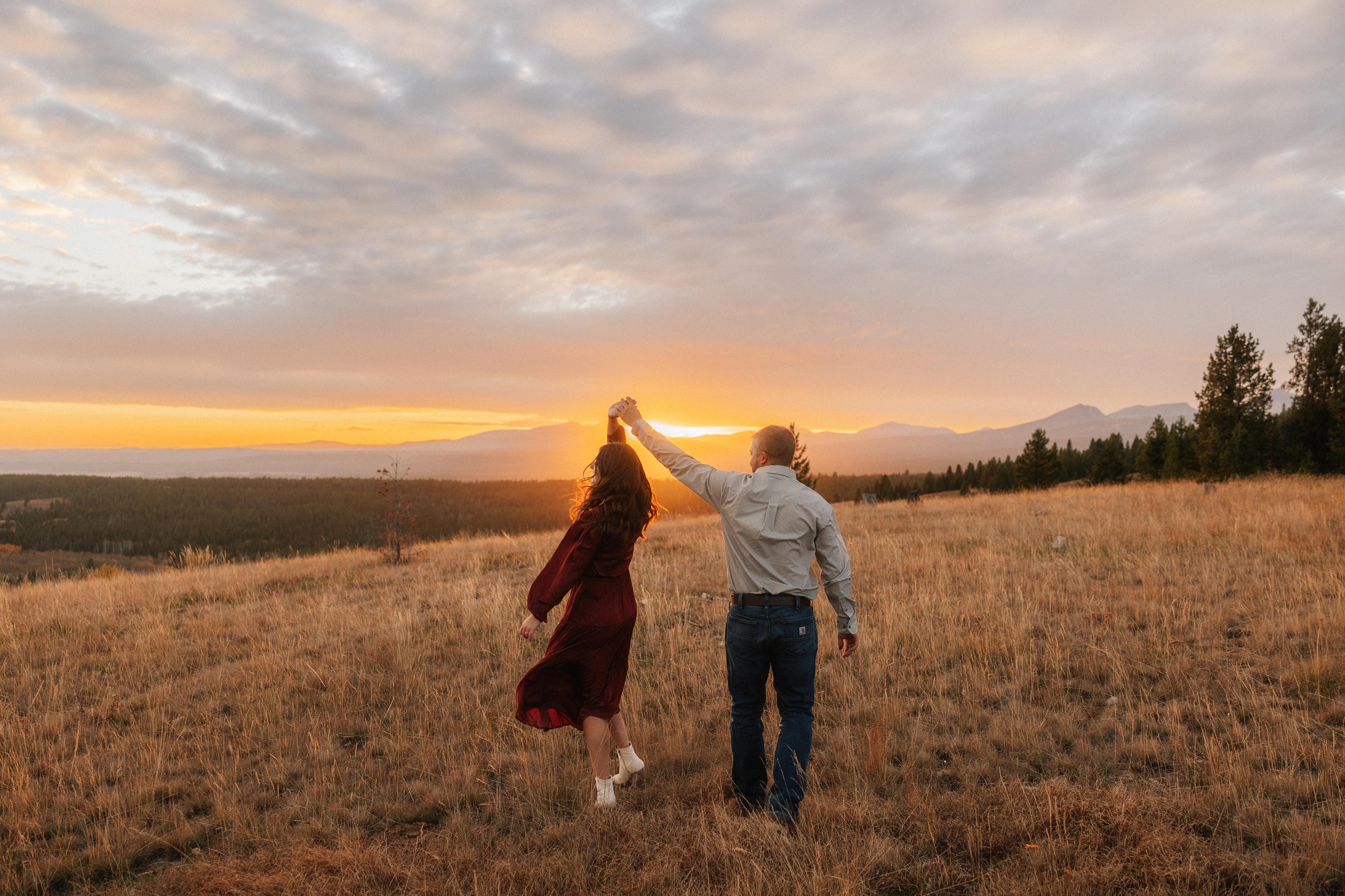The Wedding Website of Kelliann Neary and Bryson Henningsen