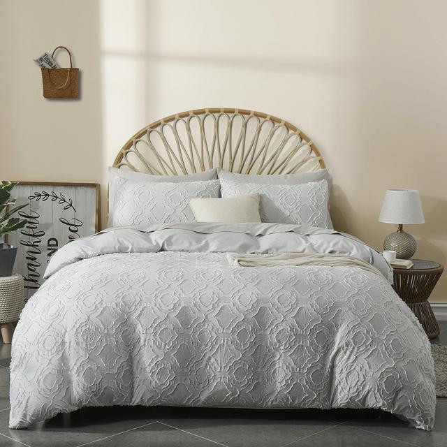 BEDAZZLED Duvet Cover Queen/Full Size, 3 Pieces Tufted Comforter Cover Set, Soft and Embroidery Shabby Chic Boho Bedding Sets for All Seasons, Light Grey