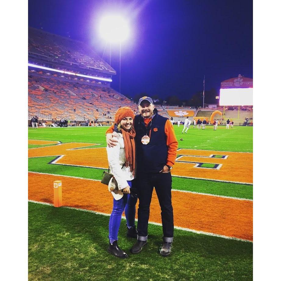 C-L-E-M-S-O-N! T-I-G-E-R-S!