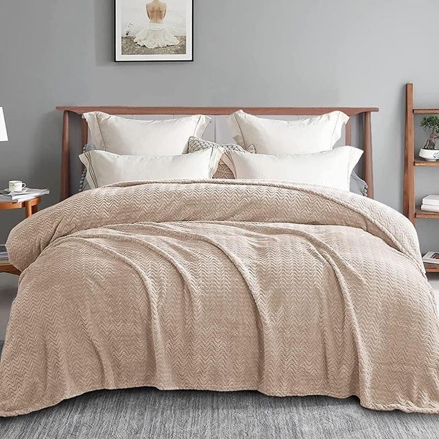 Exclusivo Mezcla Queen Size Jacquard Weave Wave Pattern Flannel Fleece Velvet Plush Bed Blanket as Bedspread/Coverlet/Bed Cover (90" x 90",Camel) - Soft, Lightweight, Warm and Cozy