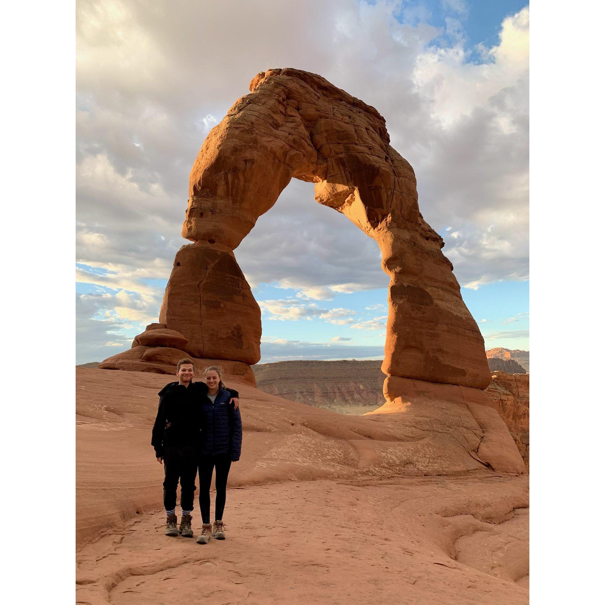 Hiking to Delicate Arch