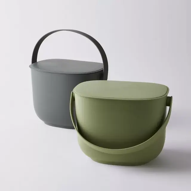 Down-to-Earth Compost Bin