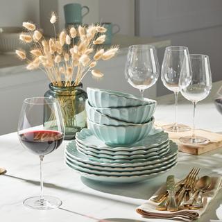 French Perle Scallop 12-Piece Dinnerware Set, Service for 4