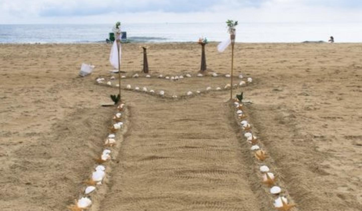 The Wedding Website of Caroline Crea and Cristian Reyes
