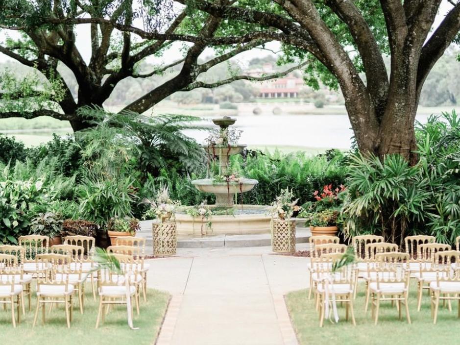 The Wedding Website of Mayra Fernandez and Charles Miles