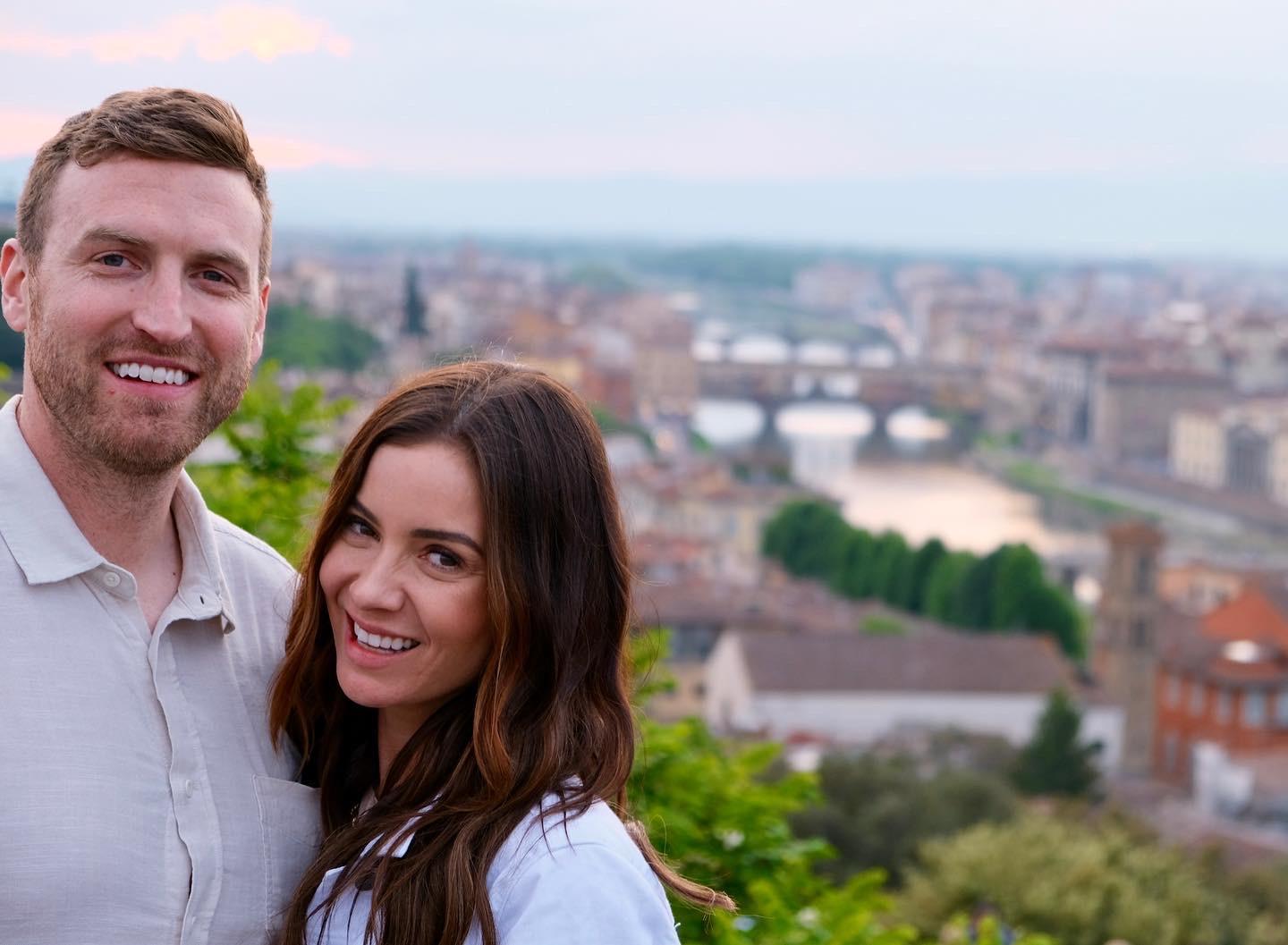 The Wedding Website of Tabetha Gibson and Ryan Simpson
