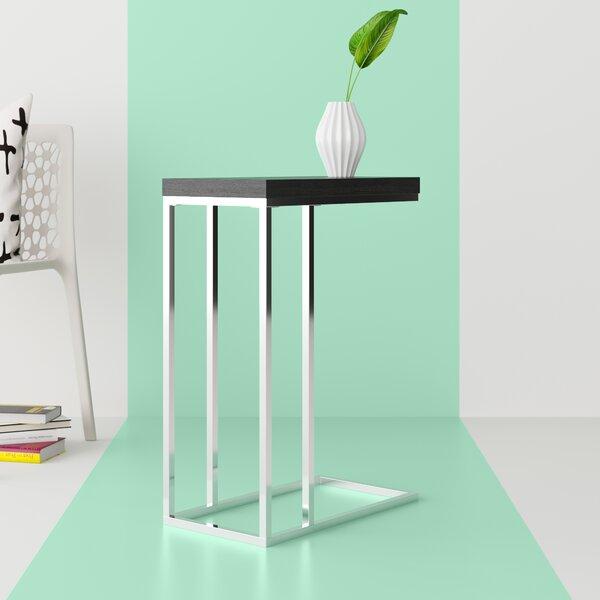 Halcott C Table White