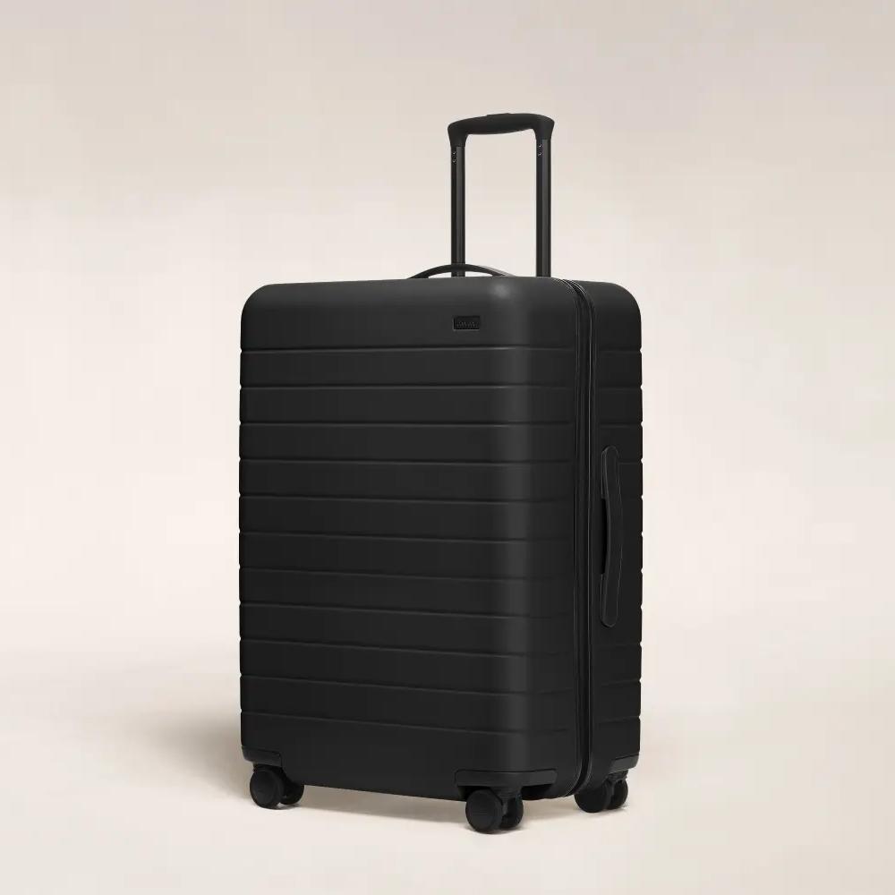 Away Travel - The Flex Medium in Black