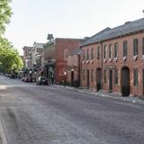 Llywelyn's Pub - St. Charles Mainstreet