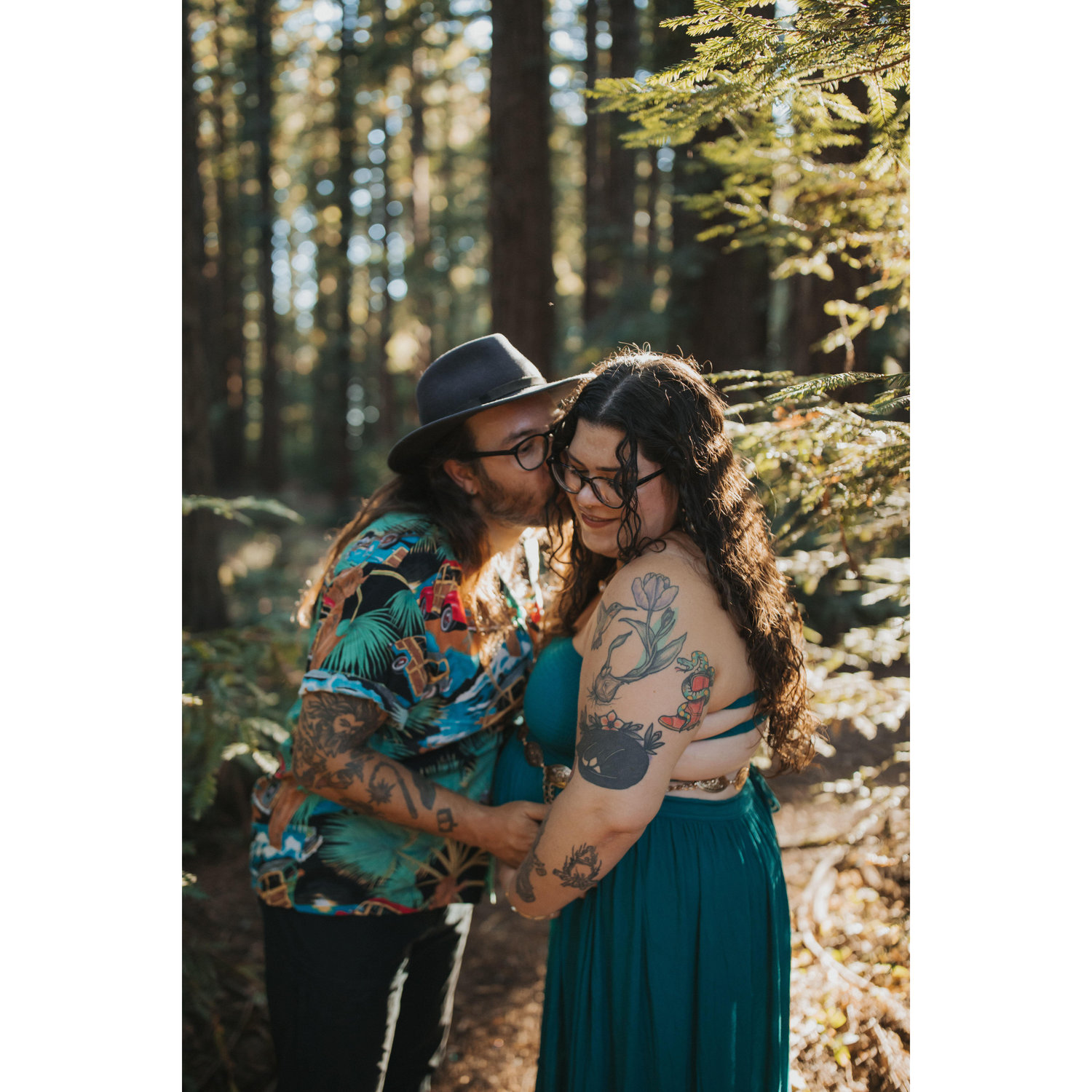 August 2024. Maternity shoot Joaquin Miller Park.