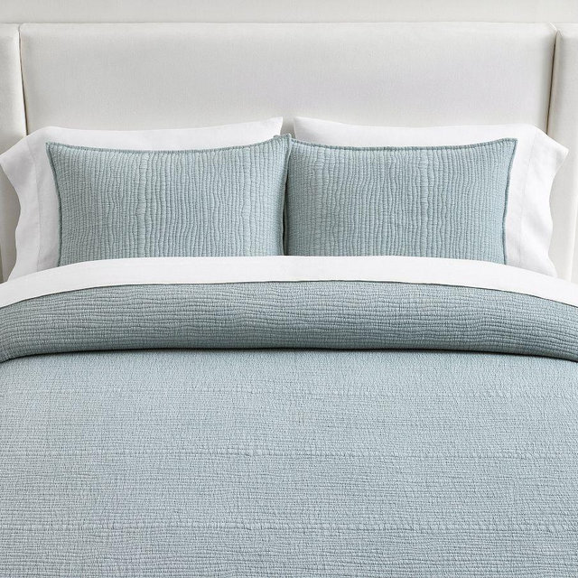 Coastal Washed Quilt, Chambray, King/Cal. King