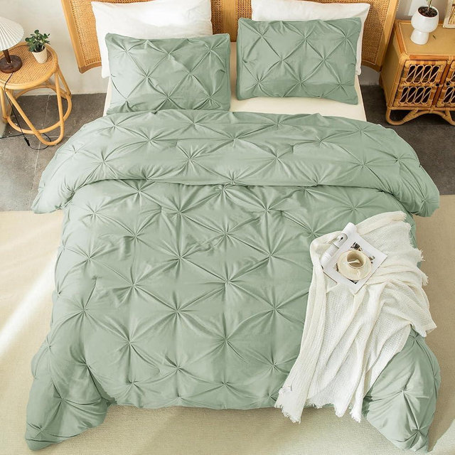 Andency Sage Green Comforter King(104x90Inch), 3 Pieces (1 Pintuck Comforter, 2 Pillowcases) Lightweight and Soft King Size Comforter Set, Microfiber Down Alternative Comforter Bedding Set
