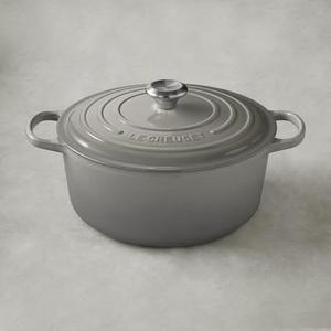 Le Creuset Signature Cast-Iron Round Oven, 7 1/4-Qt., French Grey