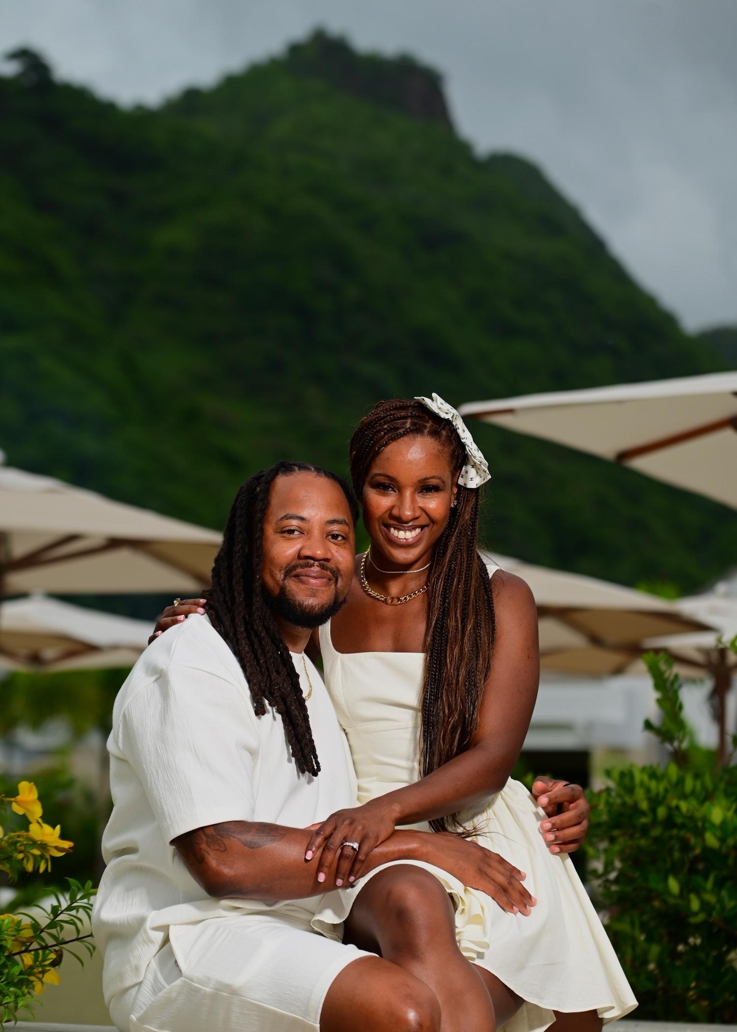 The Wedding Website of Jillian Weir-Reeves and Malachi Kimble
