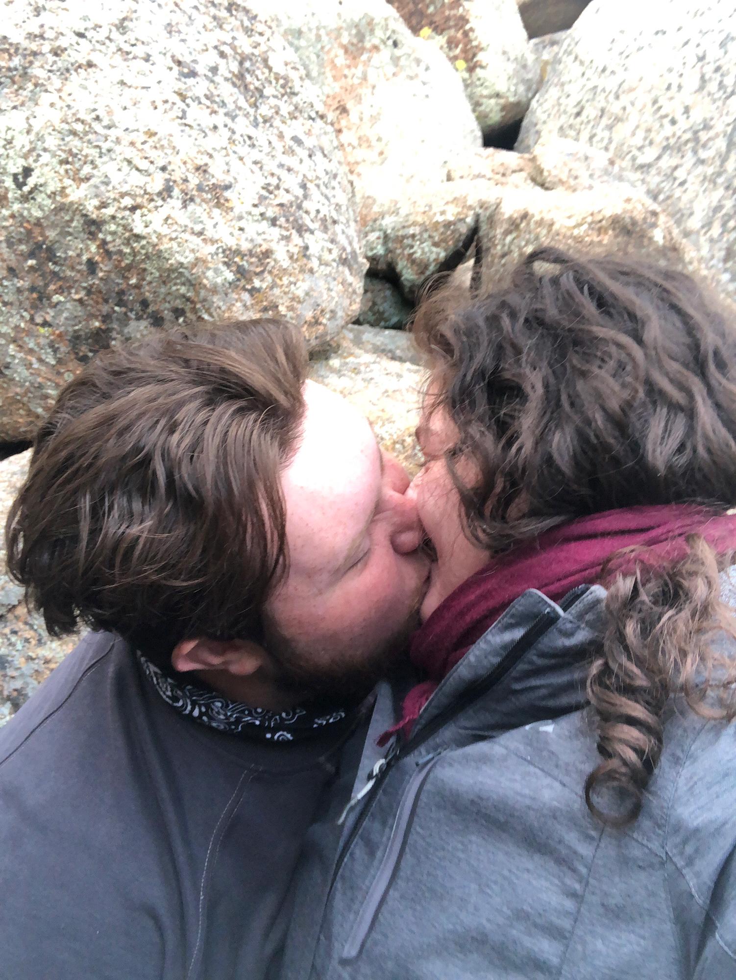 A quick smooch!