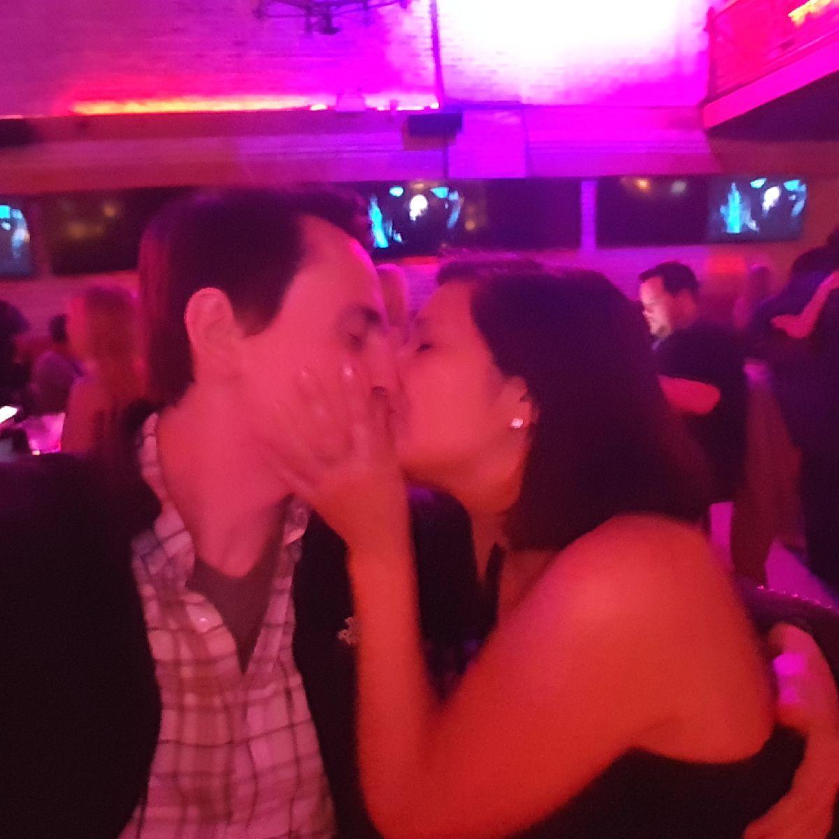 A quick kiss at our favorite River North haunt, Moe's Cantina