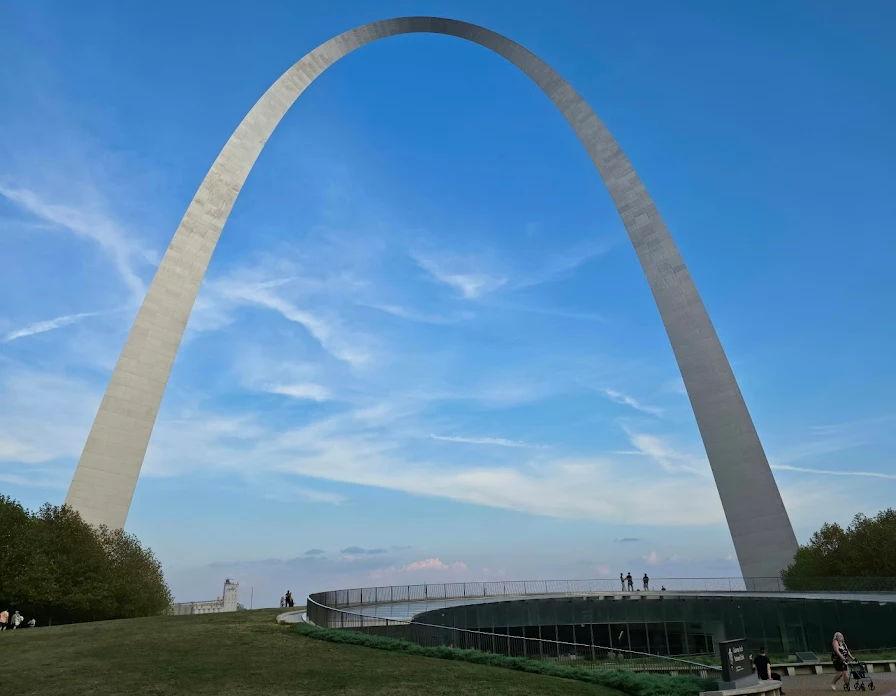 The Wedding Website of J. Michael Barron II and Megan Elizabeth Holder