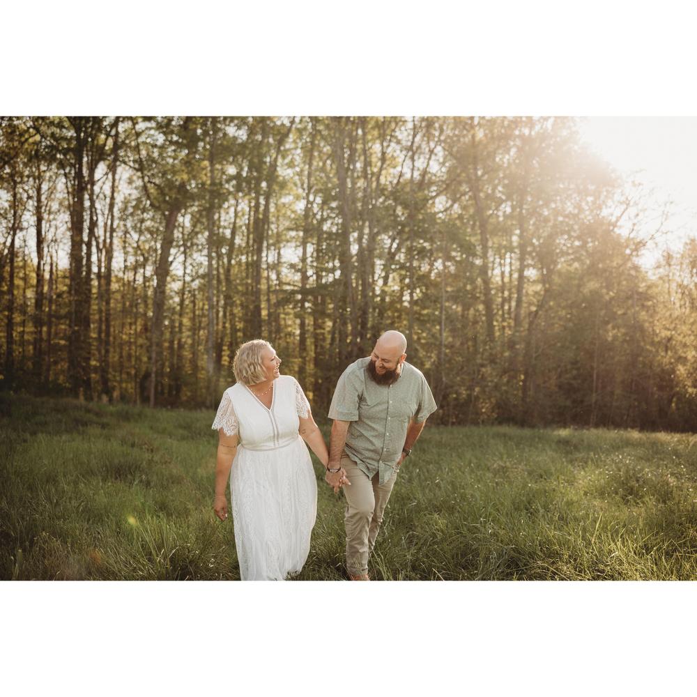 Taylor Patterson and Christopher Mayes' Wedding Website, image size:1000x1000