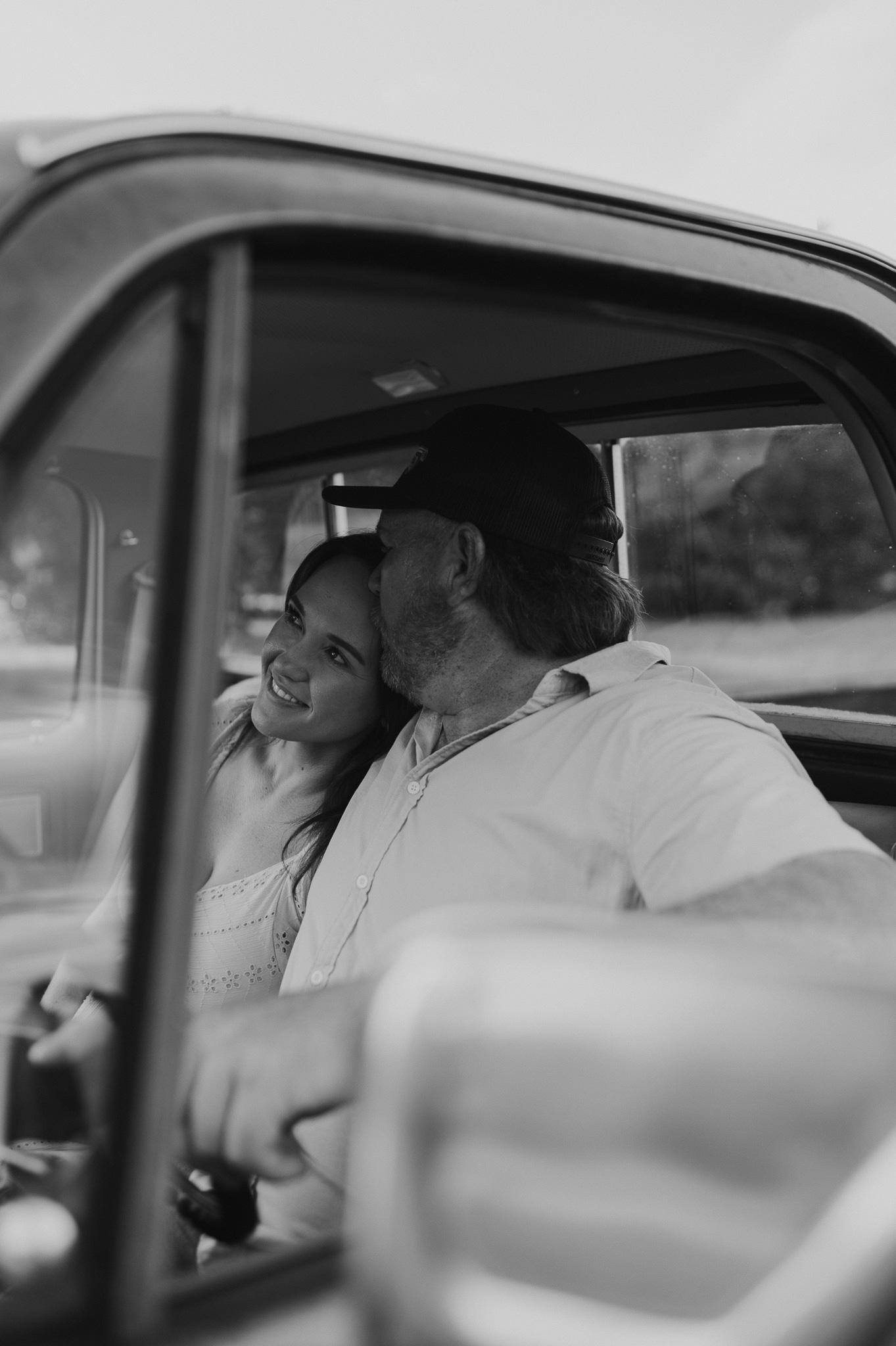 The Wedding Website of Danielle Gill and Justin Hildebrand