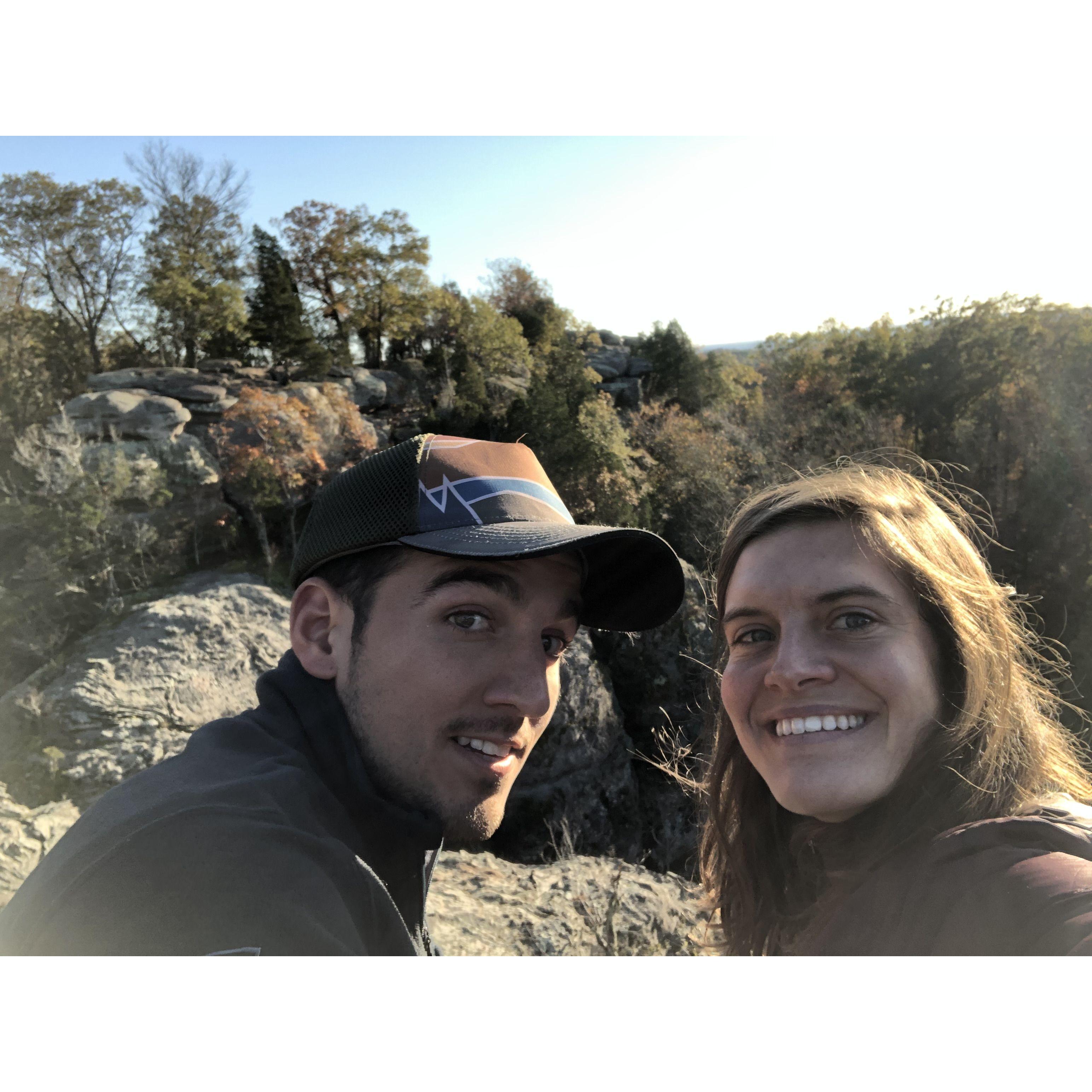 Trekking through Garden of the Gods on our eternal mission to prove that Illinois rules.  

A breathtaking place (and one that Gilberto Díaz always wanted to visit).