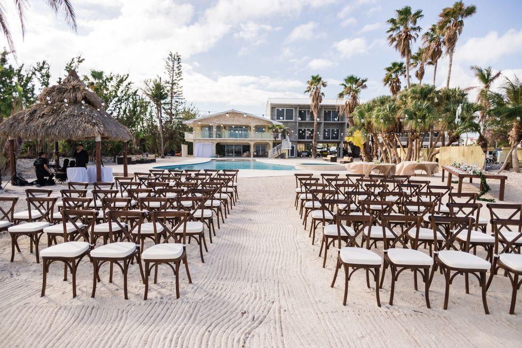 The Wedding Website of Madeline Rae Moore and Ethan Michael Medgie