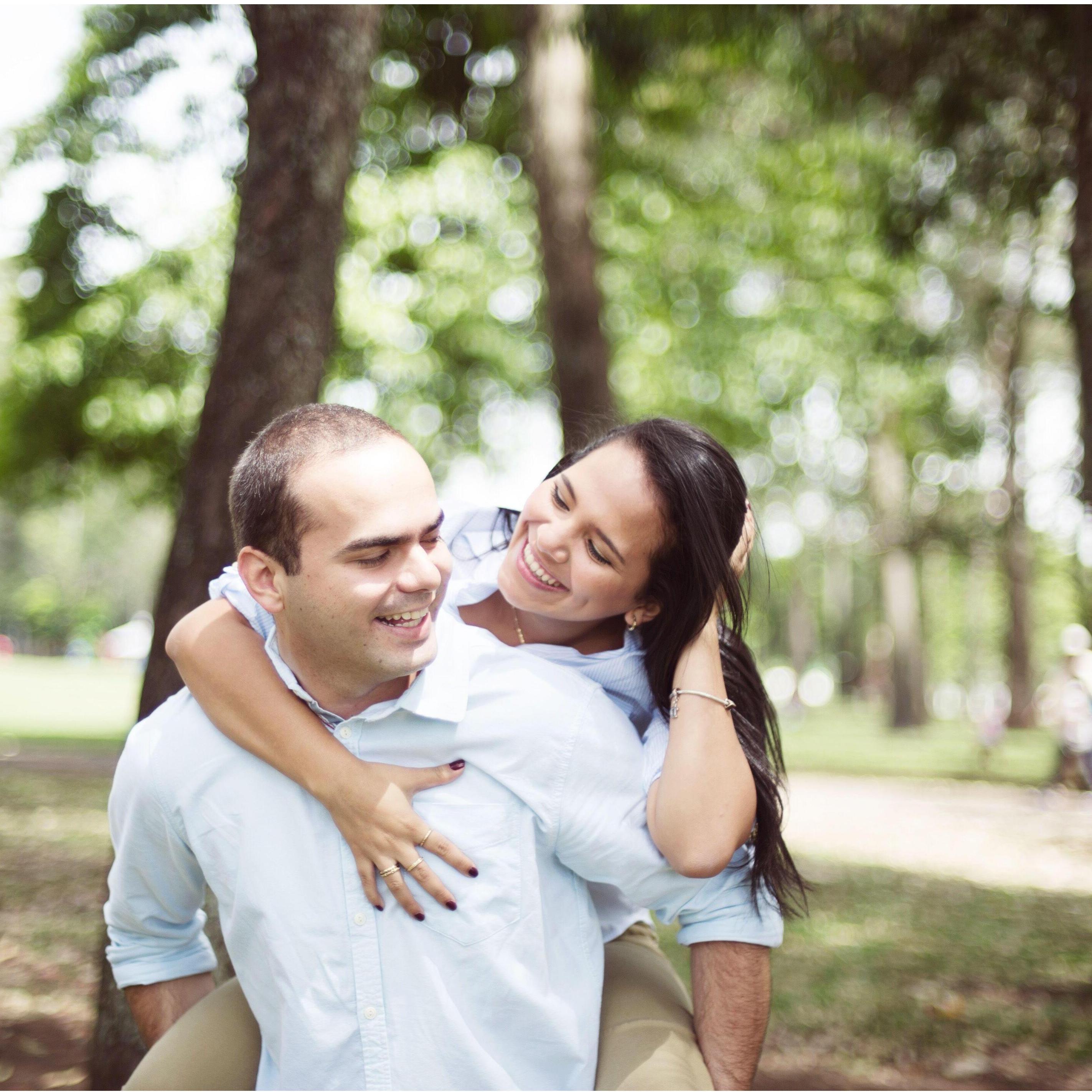 Cuando cumplimos un año nos hicimos una sesión de fotos, todos pensaron que nos íbamos a casar... pero tomó un par de años más.