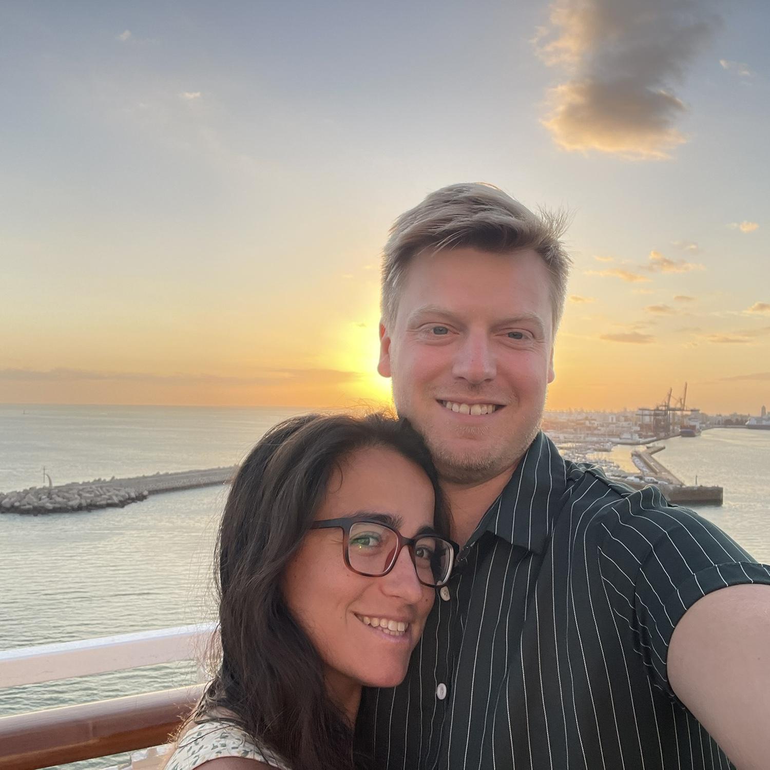 One of the best sunsets we had on our transatlantic 2 week long cruise across the ocean!