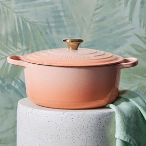 Signature Round Dutch Oven | Peche
