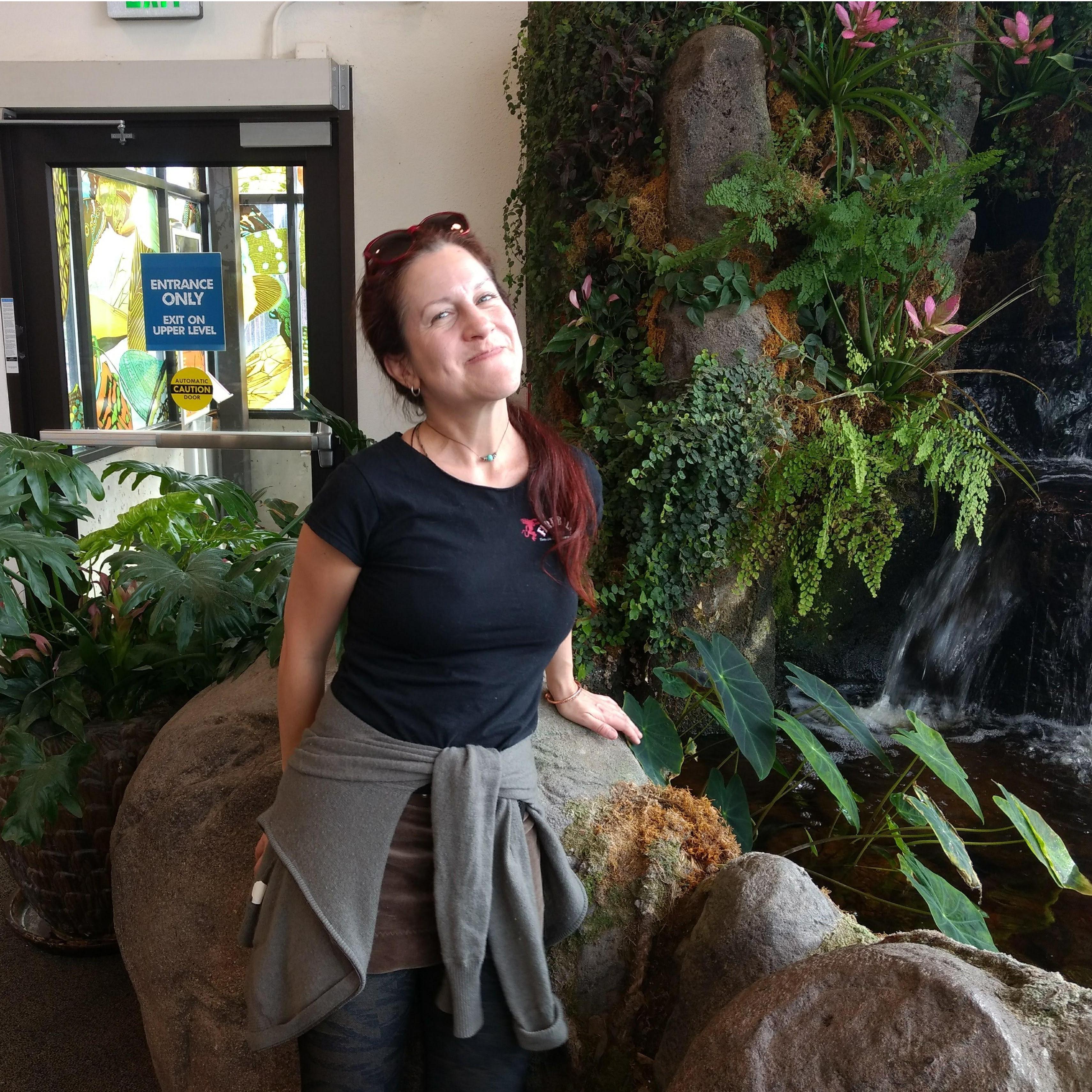 Rachel's first visit to the aquarium in ABQ., NM