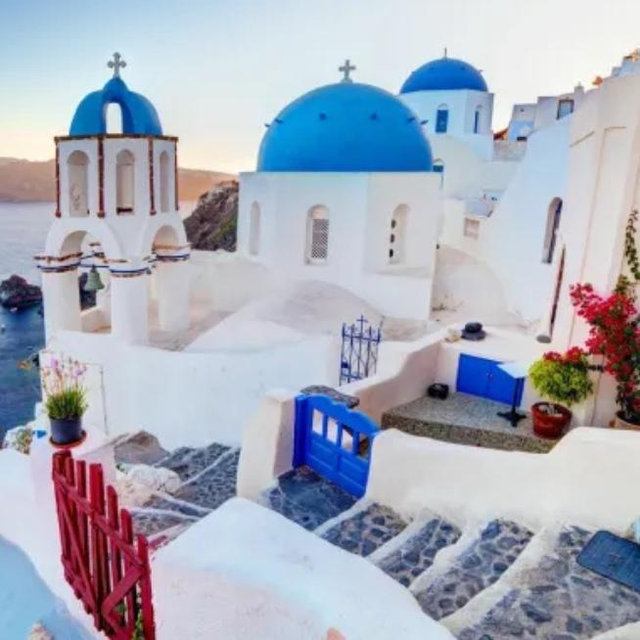 Honeymoon resort in Santorini, Greece