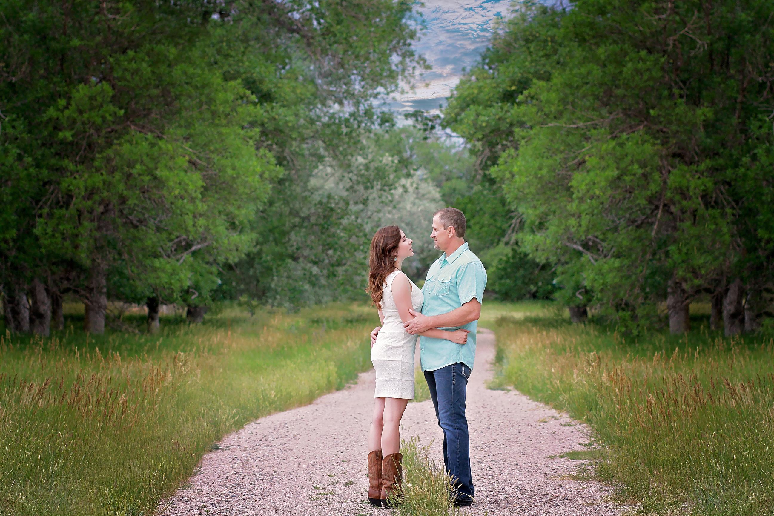 The Wedding Website of Lenis Yesel Alvarado and Tyler A Leihsing