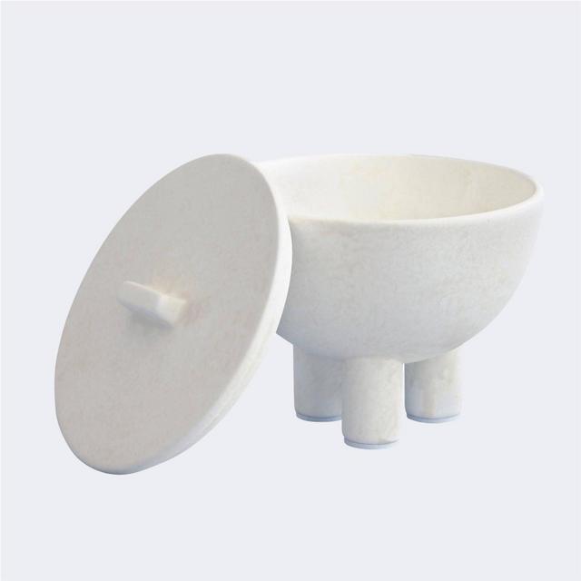 Duck Jar, Medio