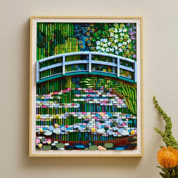 Lego Claude Monet – Bridge over a Pond of Water Lilies