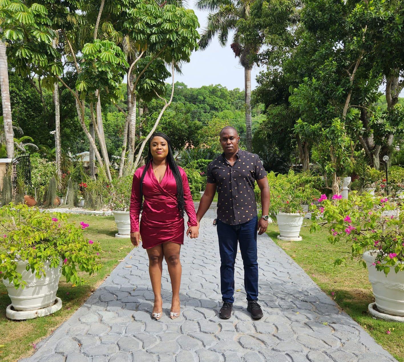 The Wedding Website of Denezia Smith and Dameon Daley