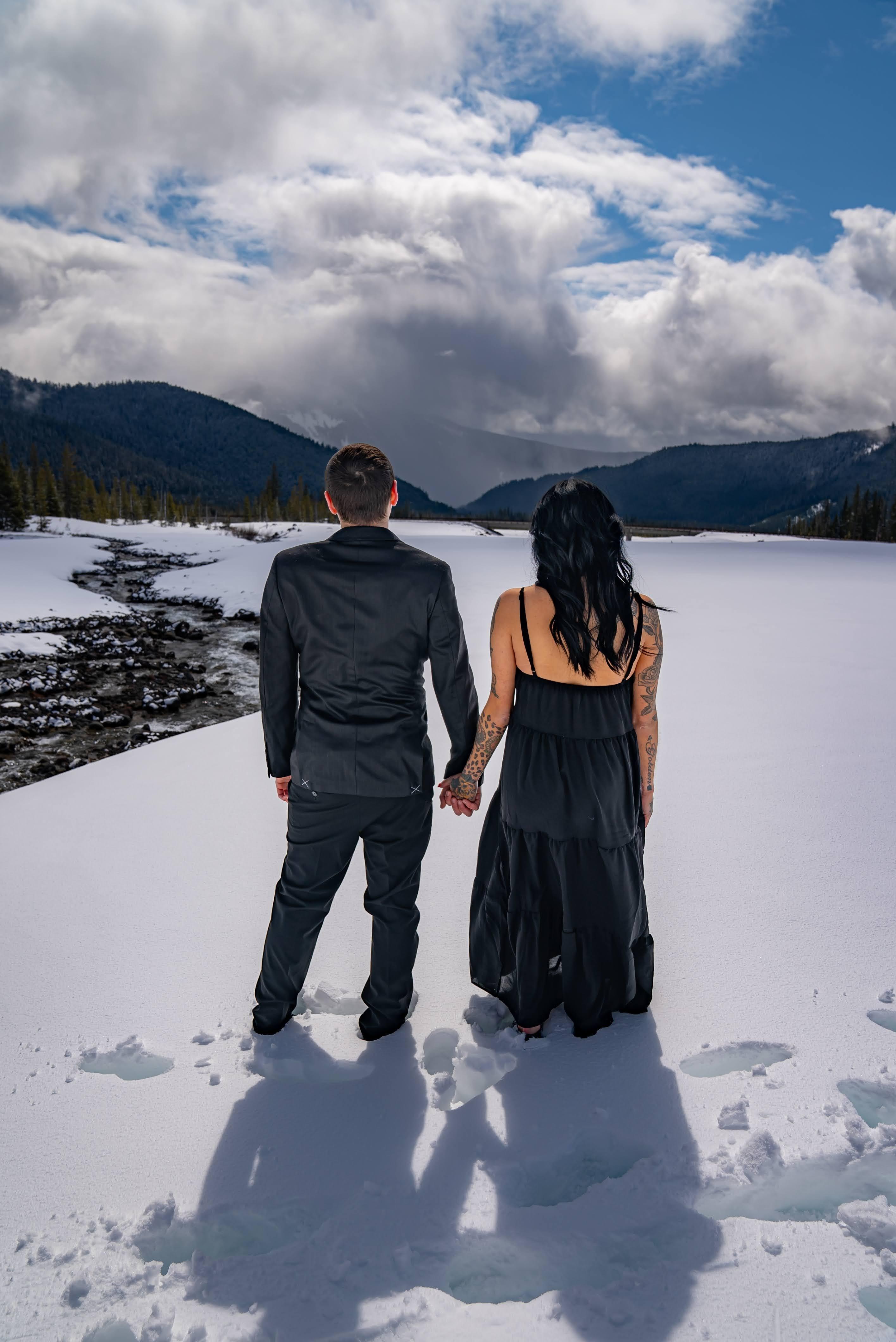 The Wedding Website of Lainey Hinkle Rodriguez and Trevor Kreutzer