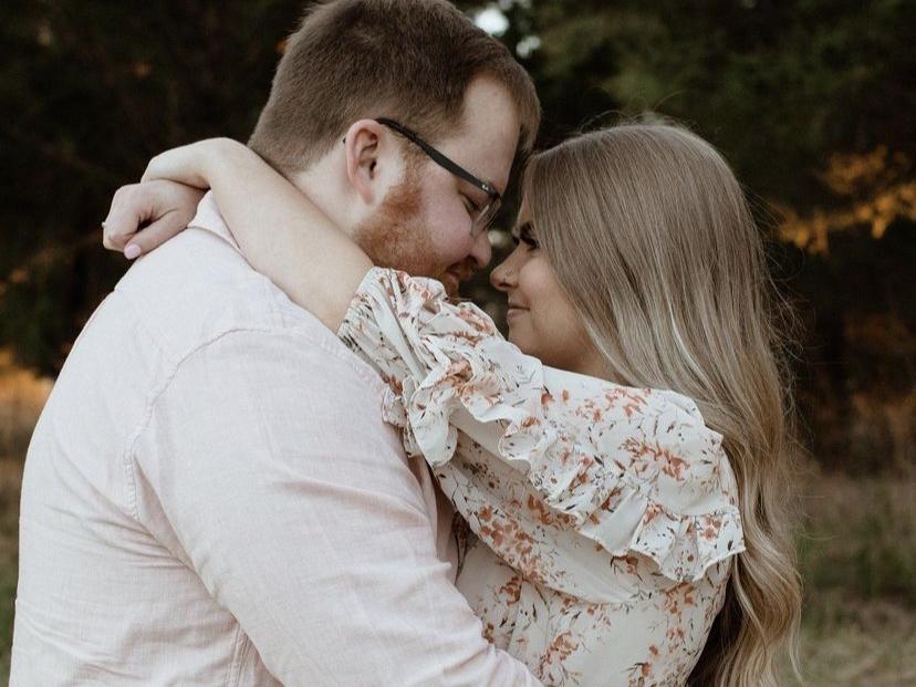 The Wedding Website of Alexis Circle and Andrew Sikes