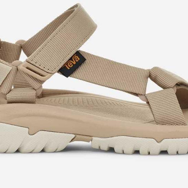Women's Hurricane XLT2 Sandal- Color sesame size 11