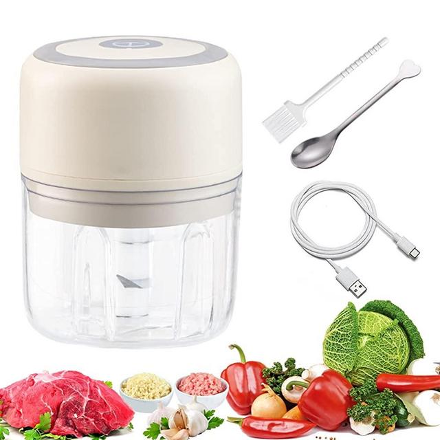 Snkoebly Electric Mini Garlic Chopper, 250ML Portable Cordless Food Mincer Processor USB Charging Waterproof Vegetable Chopper Blender for Chop Onion Ginger Pepper Spice Meat Nuts Baby Beige