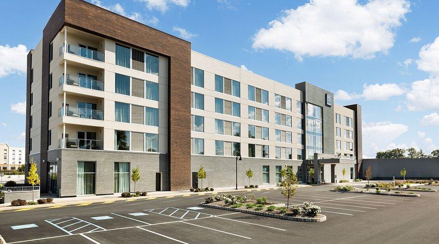 The Wedding Website of Steven Stewart Macia and Rebecca Orner