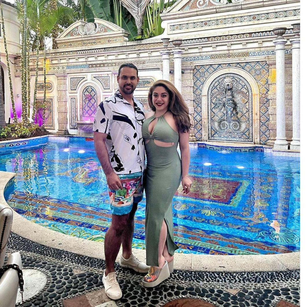 A unique Dinner at The Versace Mansion