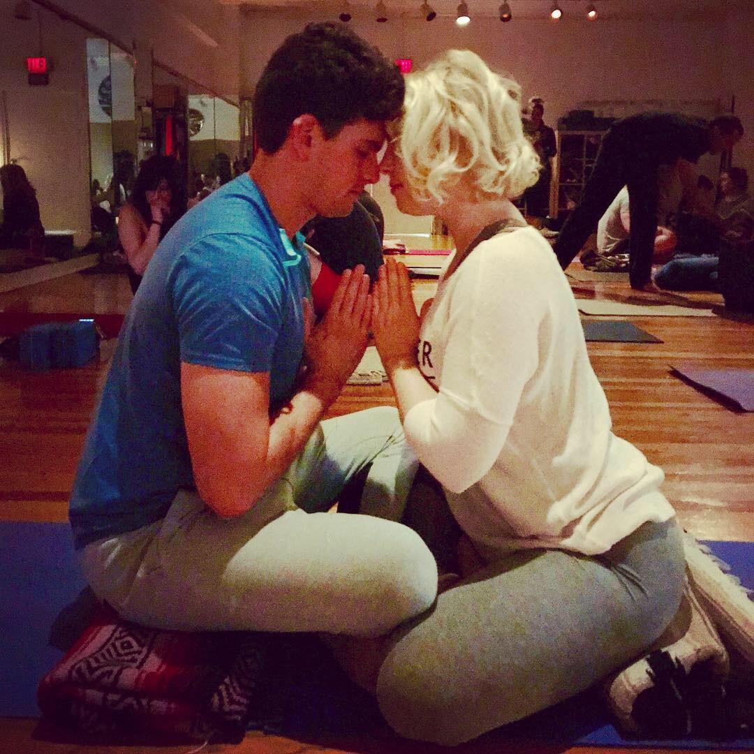 Partner yoga workshop