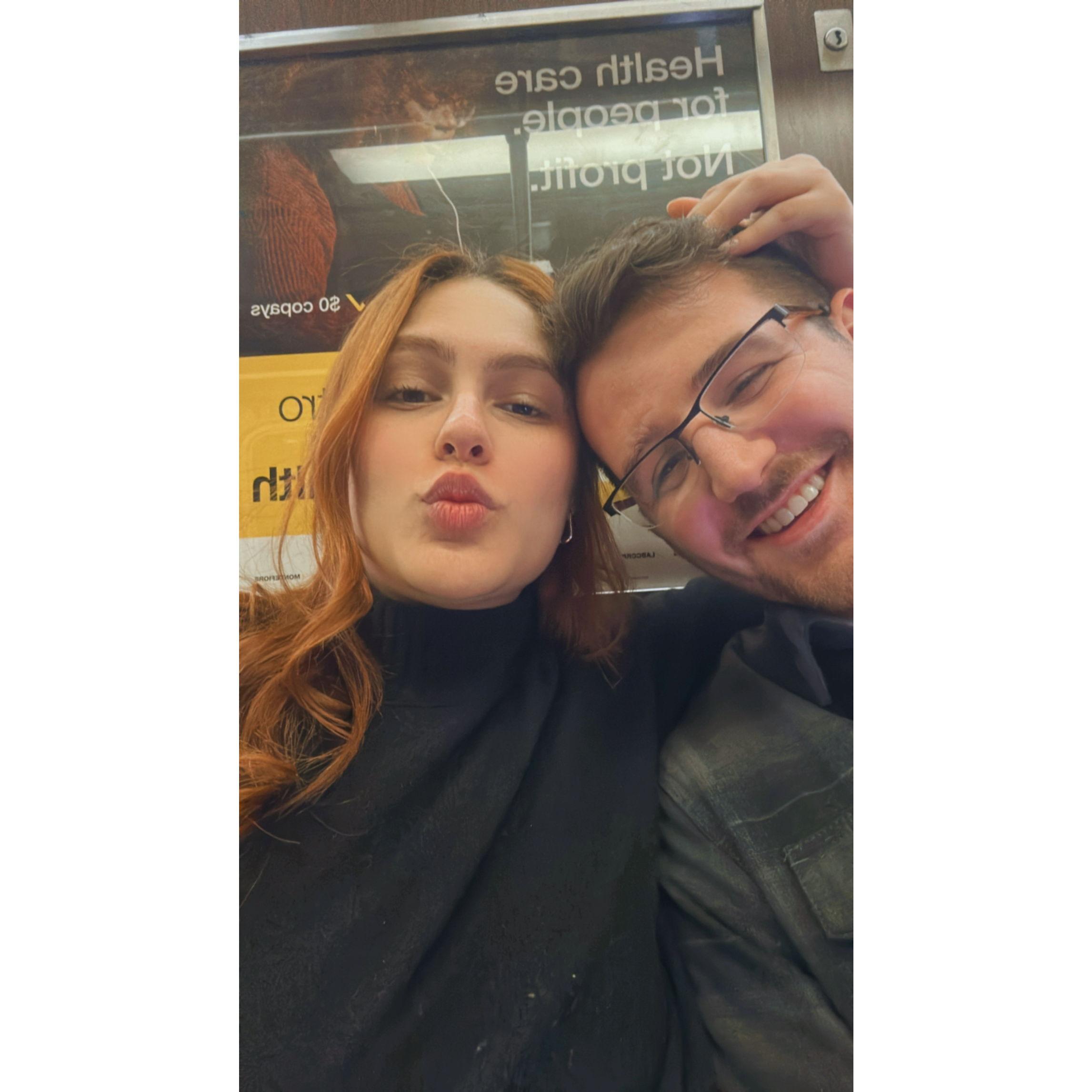 12.30.23 On the subway of Thais' favorite city - NYC