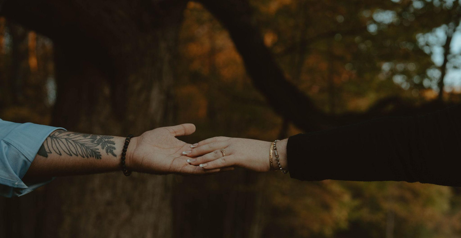 The Wedding Website of Drew Carr and Riley Gough