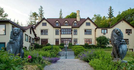 The Wedding Website of Emily Gowen and Nathaniel Finan
