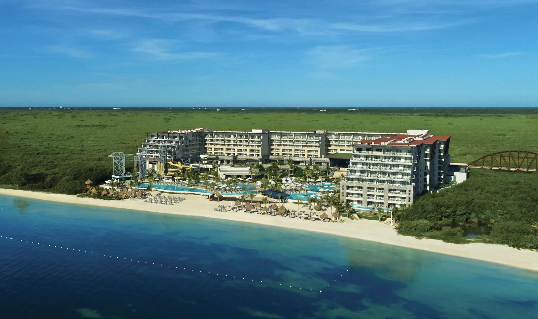 The Wedding Website of Amariana Carter and Tyrek Traylor