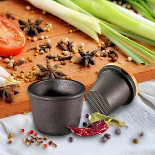 Spice Grinder with Storage