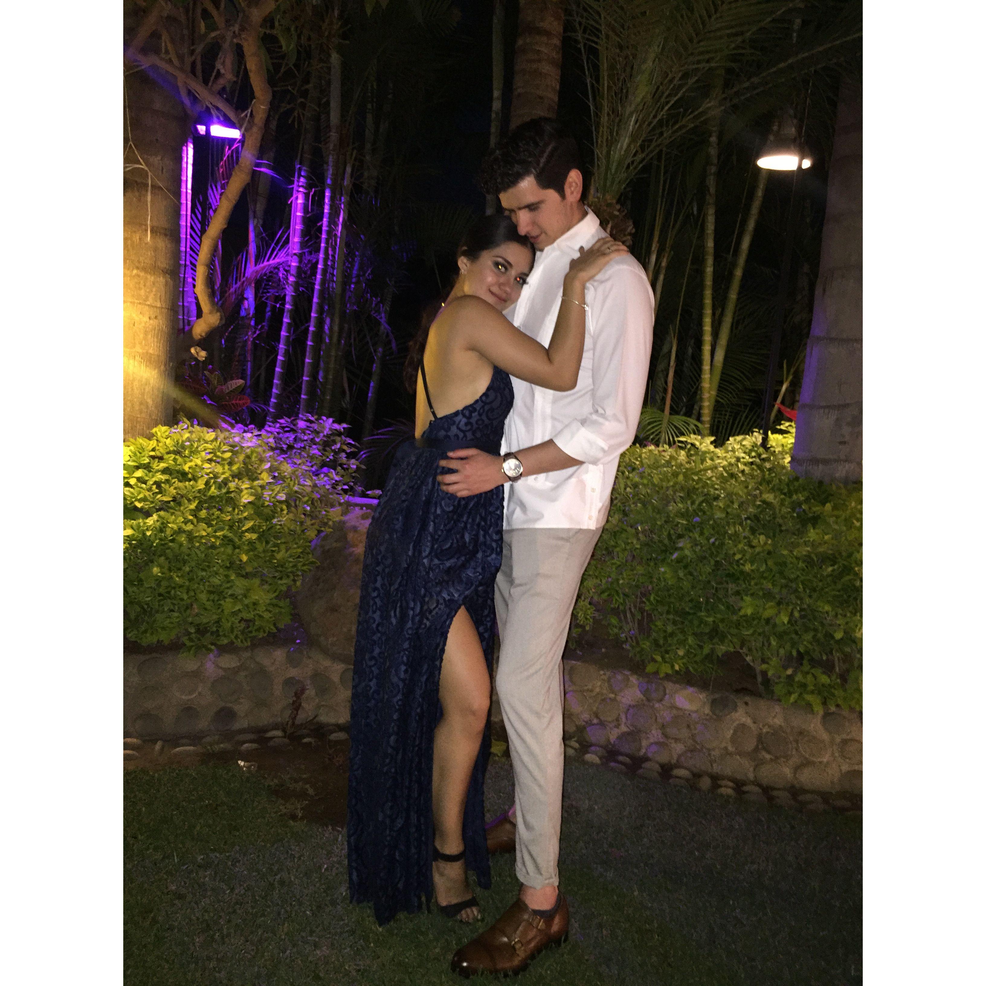 Una de las muchas bodas a las que fuimos juntos