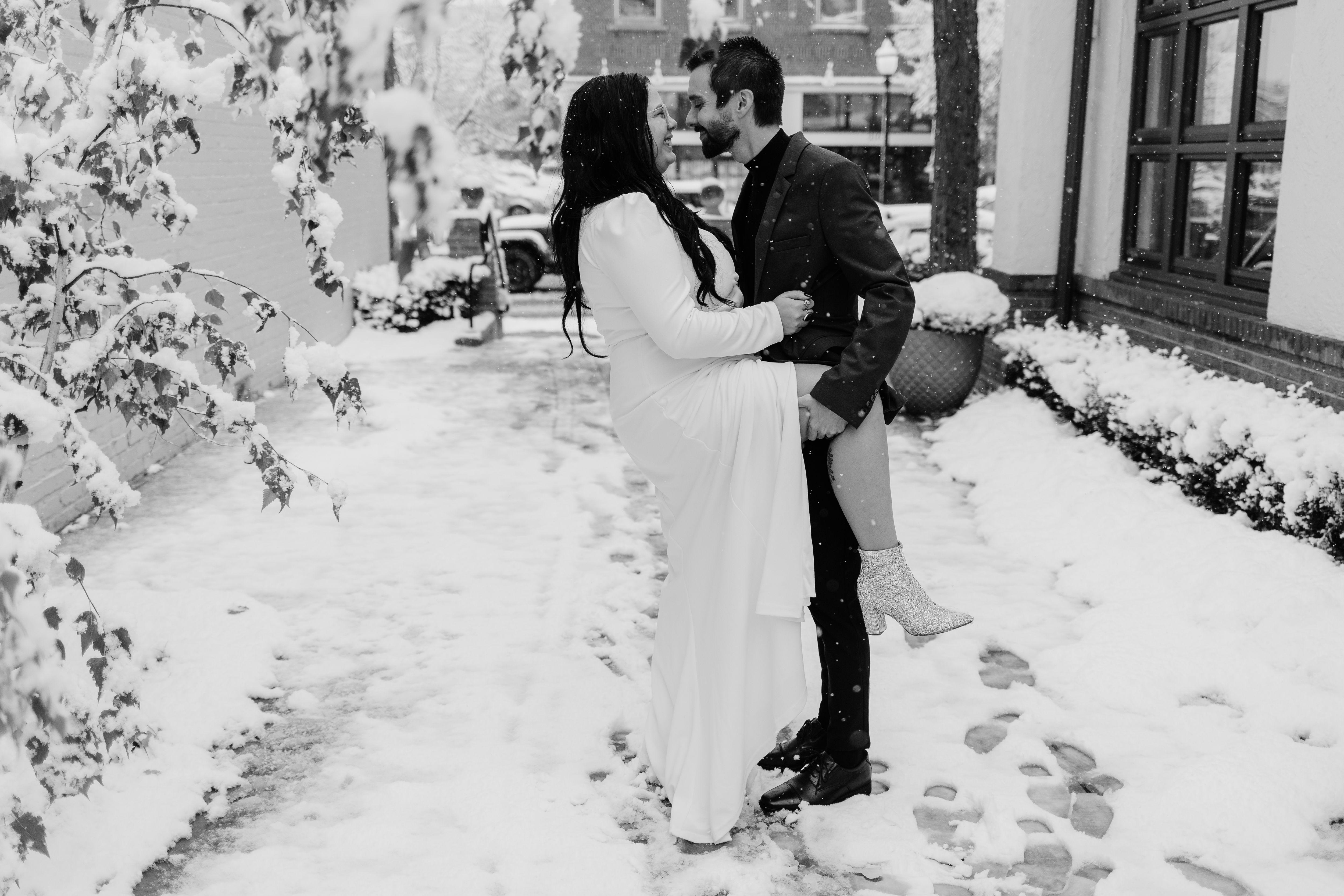 The Wedding Website of Taylor Bookwalter and Rachel Walters