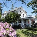 The Gorge White House